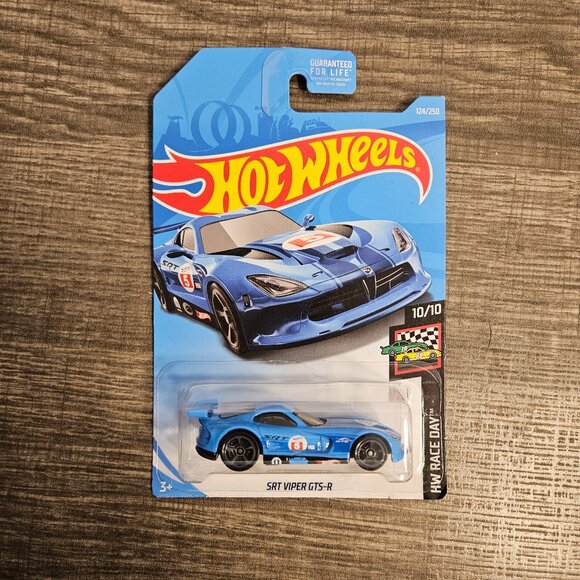 Hot Wheels SRT Viper GTS -R.  HW Race Day -- ITEM #2089 - Picture 1 of 2